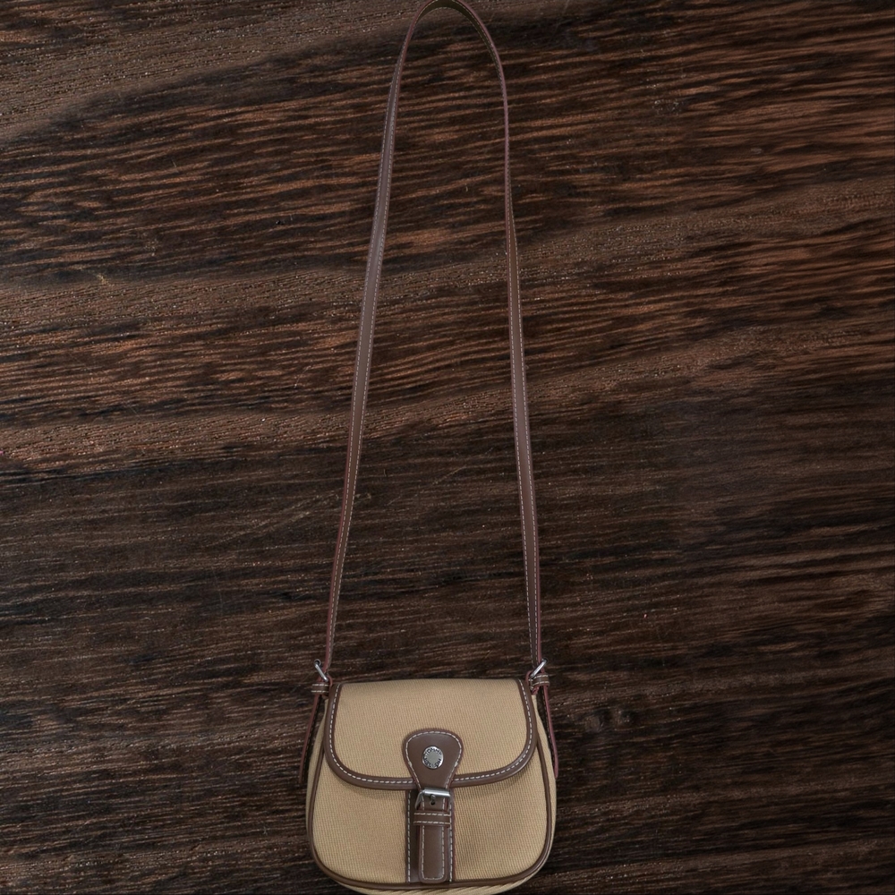 Vintage Tommy Hifiger Crossbody Elegant Tan and Brown Women's Bag